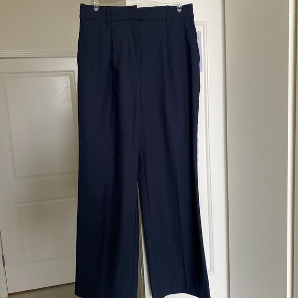 Rhone Commuter Pleated Trouser - Picture 3 of 7